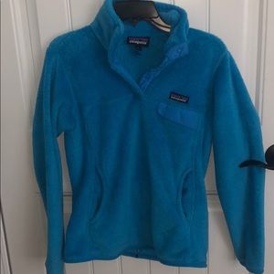 Bright blue Patagonia pullover!